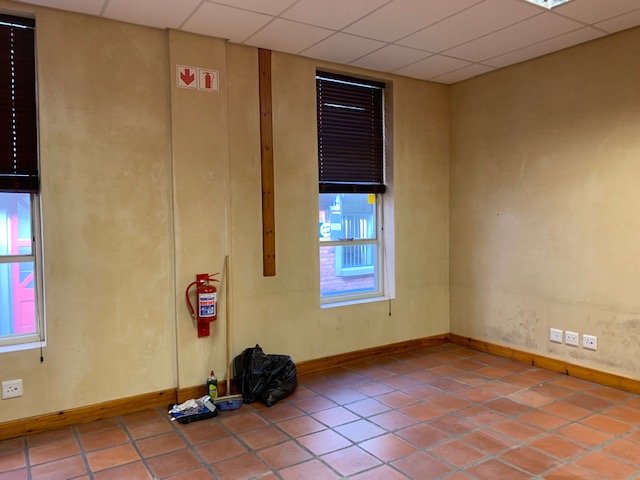 To Let commercial Property for Rent in Mowbray Western Cape